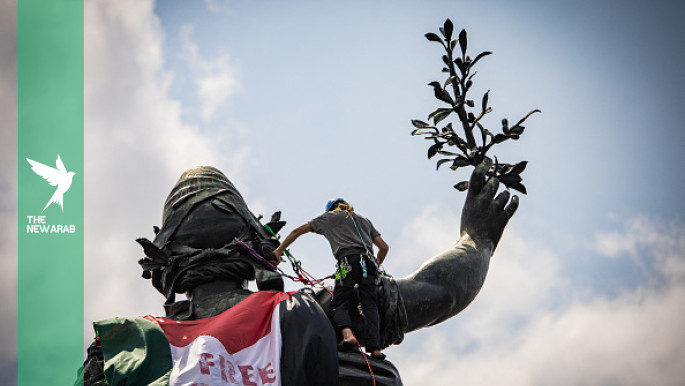 France warns mayors against flying Palestinian flag next week