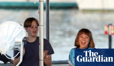‘Standing up for Palestinians’: why Greta Thunberg wears a Bohemian FC shirt | Ireland