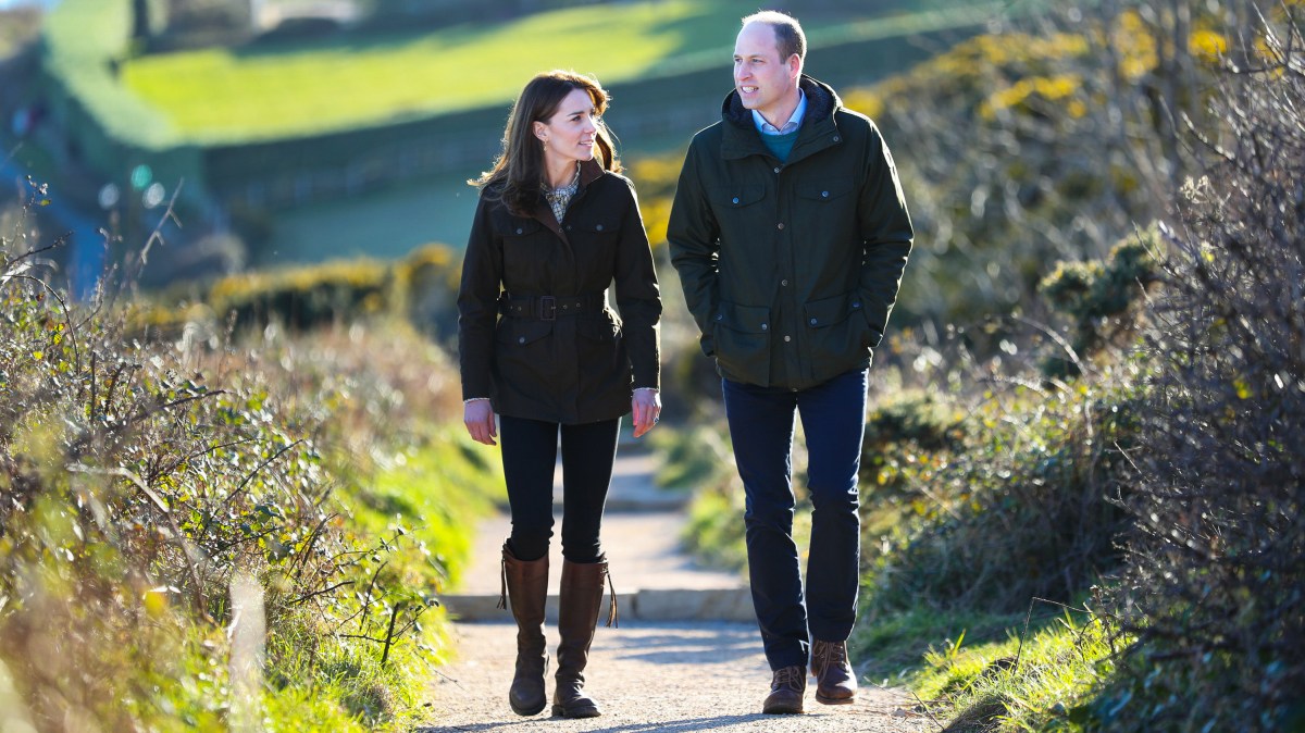 Dog walkers’ anger at no-go zone around royals’ Windsor home