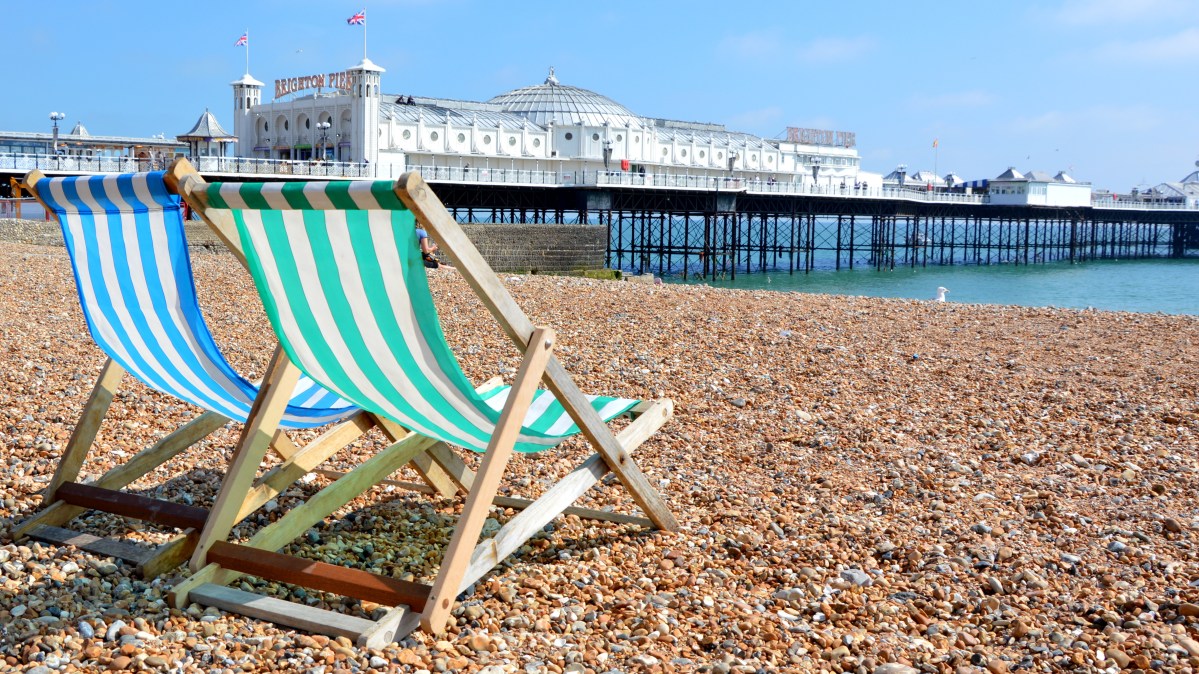 The 16 unspoken need-to-know rules of holidaying like a true Brit