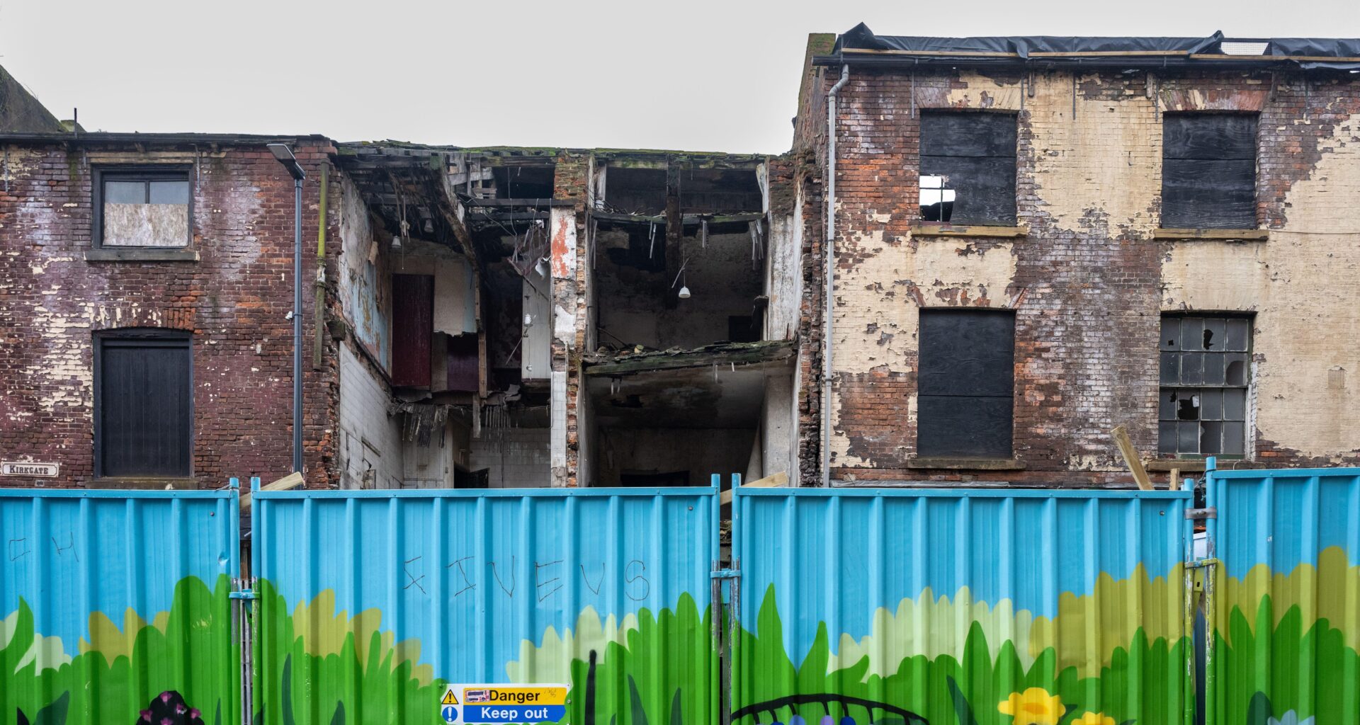 Contractors hired to repair historic Leeds street 16 months after building collapsed | News