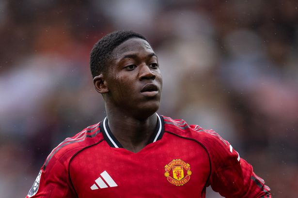 Kobbie Mainoo during a Manchester United game