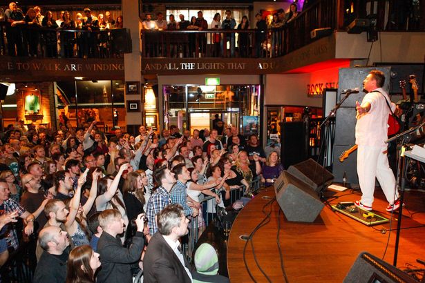 The Fun Lovin' Criminals at Manchester's Hard Rock Cafe