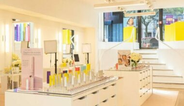 Trinny London opens Boston pop-up