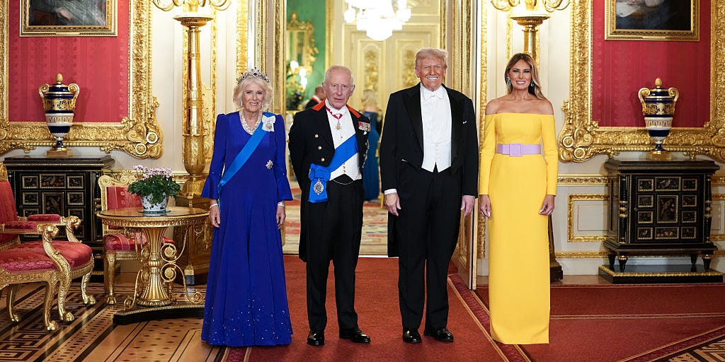 The Surprising Royal Table Rules The British Royal Family Follows