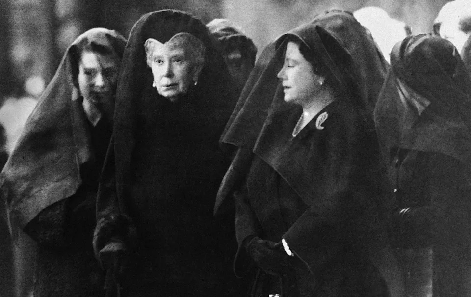 Three Queens In Mourning