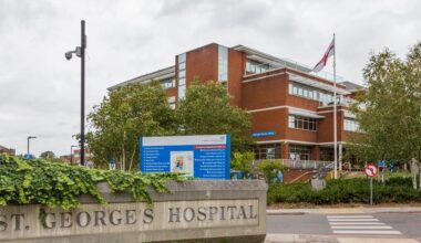 A&E staff can see 13% more patients with AI, says study - HSJ