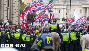 We will never surrender our flag, Sir Keir Starmer says