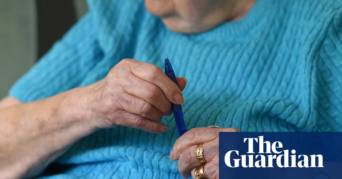 Doctors trial £100 blood test that could transform how NHS detects Alzheimer’s | Alzheimer's
