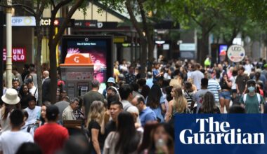Australian households are spending more – and it’s helping the economy regain some momentum | Australian economy