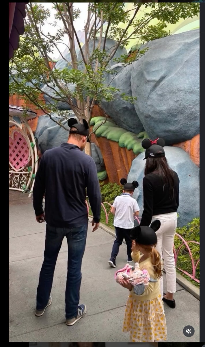 Meghan Markle and Prince Harry visit Disneyland with their kids