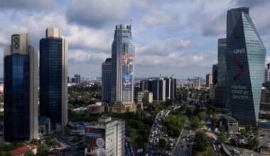 Turkish economy beats estimates to grow by 4.8% in Q2