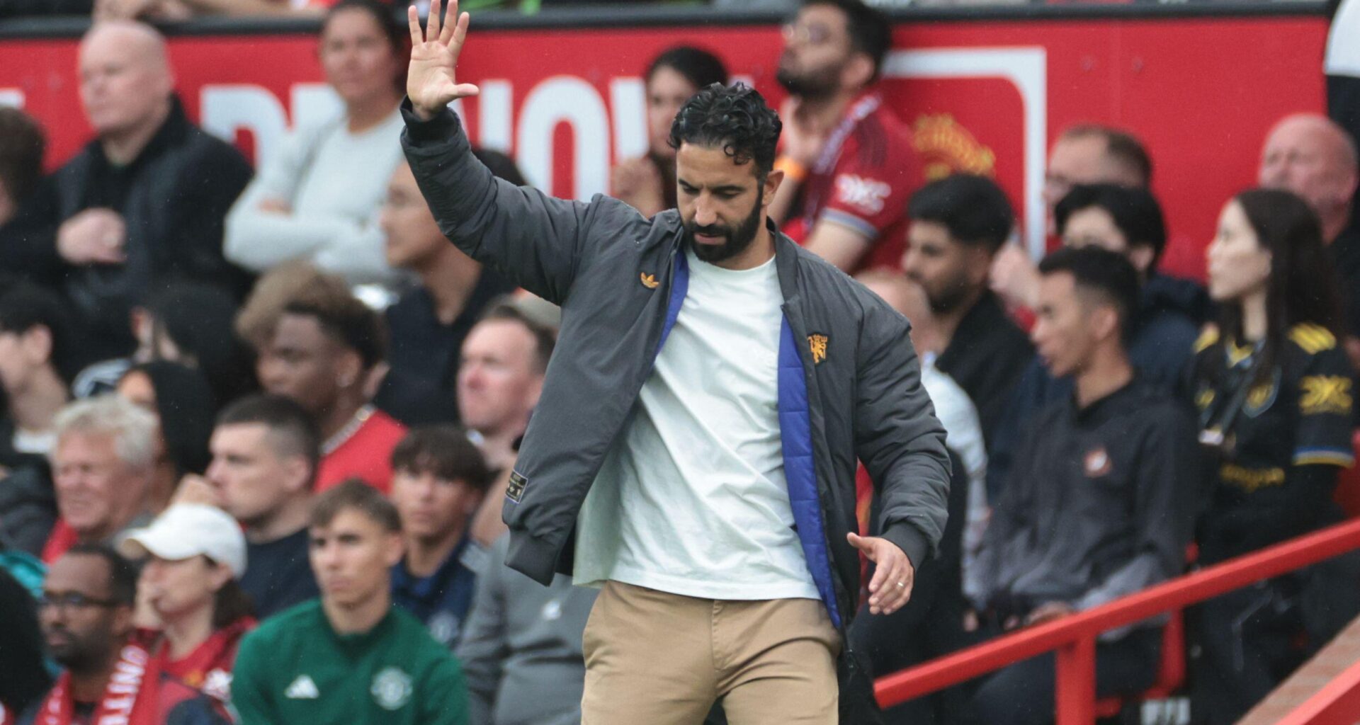 Man United chasing England international | Shoot
