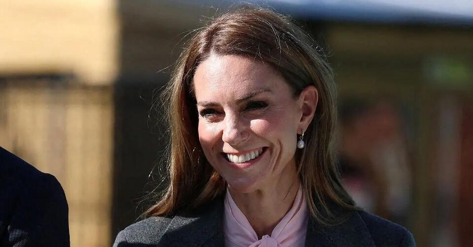 EXCLUSIVE: Revealed — The One 'Cruel' Sign Kate Middleton is Finally Siding with Prince William in His War Against Exiled Brother Harry