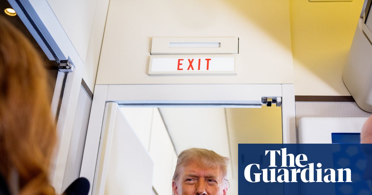 When Everyone Knows That Everyone Knows by Steven Pinker review – communication breakdown | Philosophy books