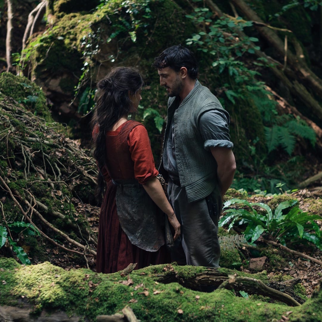 4238_d005_00229_rjessie buckley stars as agnes and paul mescal as william shakespeare in director chloé zhao’s hamnet, a focus features release.credit: agata grzybowska / © 2025 focus features llc