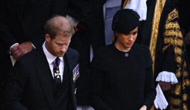 Harry's brutal eight-word remark to King Charles after Queen's death - Celebrity News - Entertainment