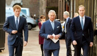 King Charles 'tiring of Prince William' as he looks to Prince Harry - Royals - News