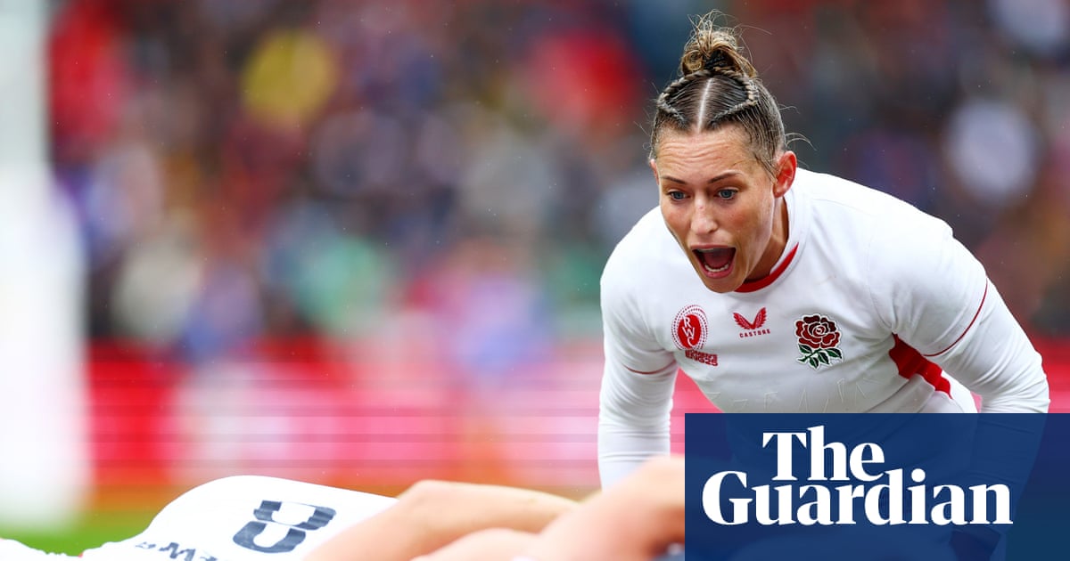 ‘Roll over or come back fighting’: Mo Hunt on England pain that left a scar | England women's rugby union team