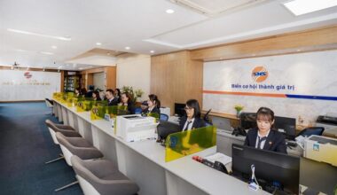 Cautious trading seen in stock market amid mixed sector performance
