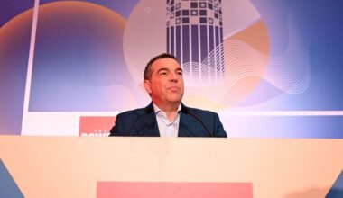 Tsipras outlines five-year national recovery plan at Economist Summit