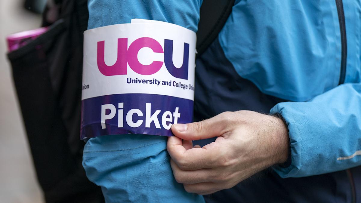 Edinburgh University lecturers begin walkout amid dispute over £140m cuts plan