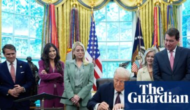 Trump to send national guard to Memphis and says Chicago is ‘probably next’ | Trump administration