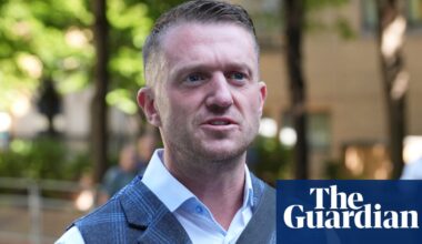 Charlie Kirk killing invoked to bolster UK’s largest far-right rally in decades | Tommy Robinson