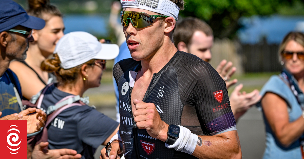 Hayden Wilde wins in Spain to keep tight grip on T100 series