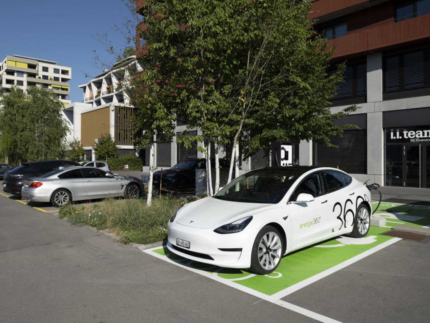 E-cars account for 10.5 per cent of new registrations in the canton of Zug