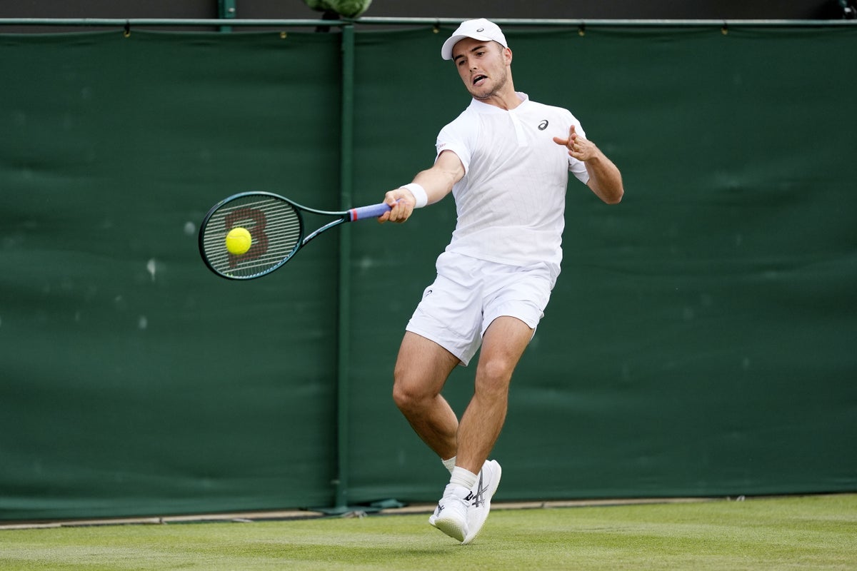 Arthur Fery makes winning Davis Cup debut as Great Britain take charge in Poland
