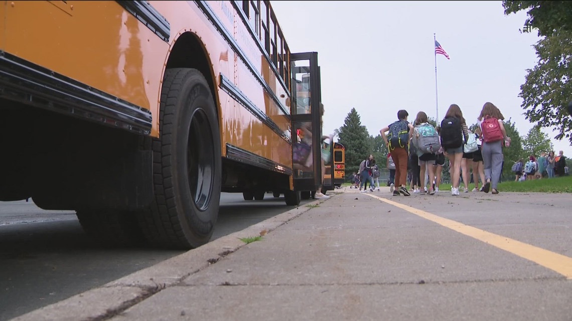 Psychologists give advice on how handle back-to-school anxiety