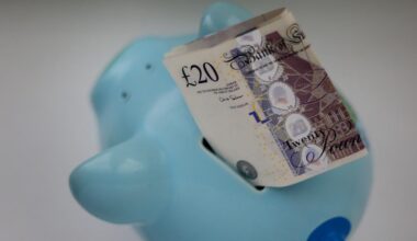 £2,000 savings buffer ‘can be turning point for households’ financial wellbeing’