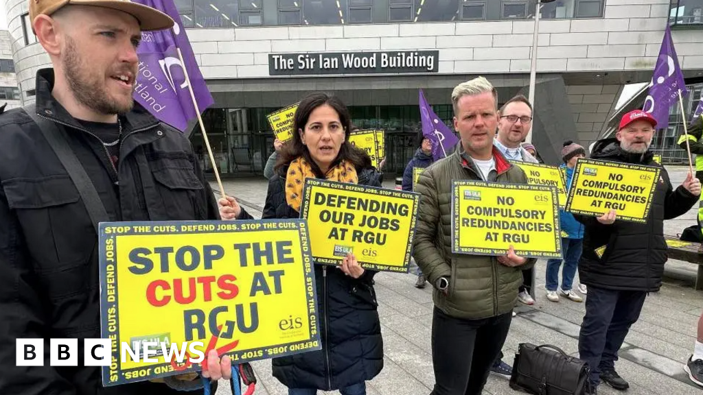 Staff to strike at three Scottish universities in one day