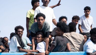 Labour admits ZERO Channel migrants returned since France deal | UK | News