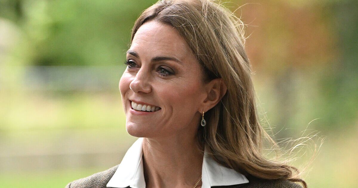 Adorable moment Princess Kate switches into mum mode as rain starts pouring | Royal | News