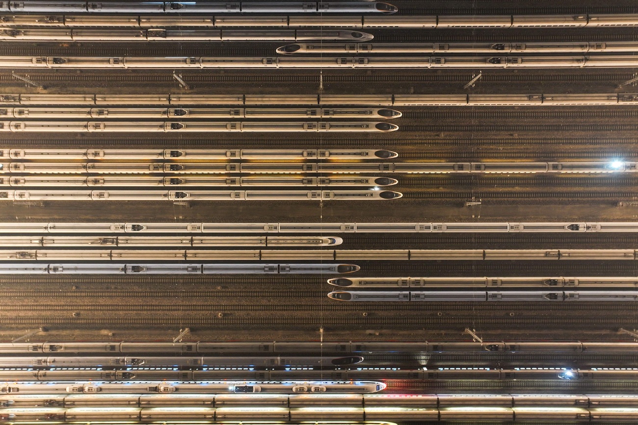 overhead view of trains