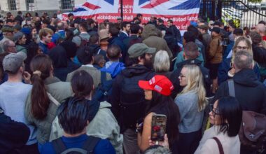 Tommy Robinson protest LIVE: Police draft 500 extra officers as London braces for violence | UK | News