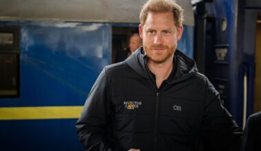 Royal Family LIVE: Prince Harry's telling 4-word remark over tell-all regrets | Royal | News