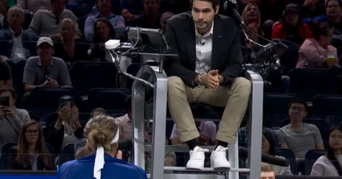 Alexander Zverev furiously confronts Laver Cup umpire in on-court row | Tennis | Sport