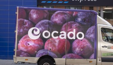 Ocado and Morrisons down as shoppers across the UK left frustrated | UK | News