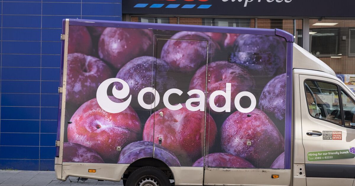 Ocado and Morrisons down as shoppers across the UK left frustrated | UK | News