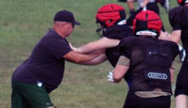 Prep football: New London shuts down its season | The Hawk Eye - Burlington, Iowa
