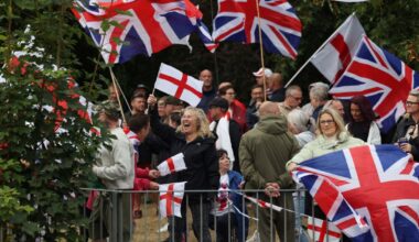 UK sees big protests over govt migrant hotel policy