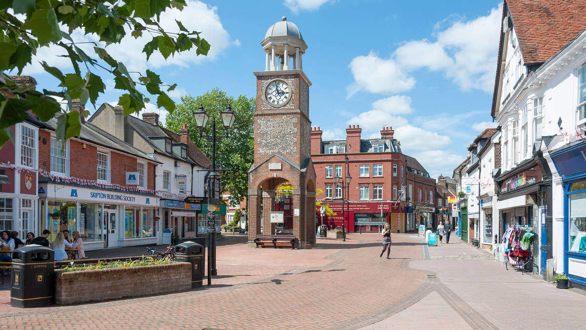 Britain's best places to retire revealed - see full list