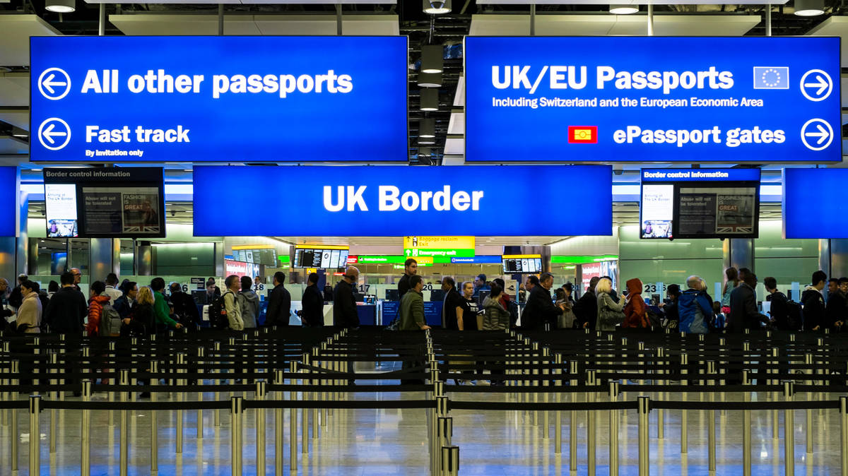 UK travellers face mandatory fingerprint registration at new EU border checks