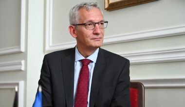 German ambassador leaving post records message to Ukrainians