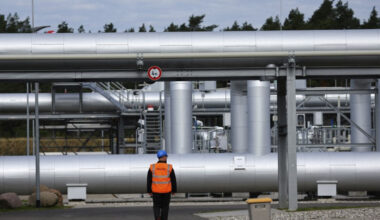 German gas storage at 75% but operators keep an eye on winter supply