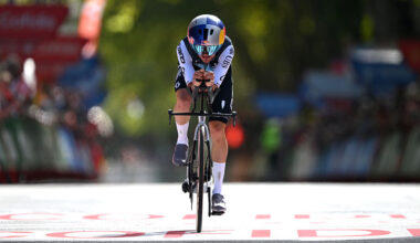 Tom Pidcock in the stage 18 time trial at the Vuelta a España