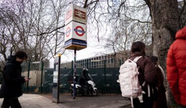London, Manchester and Glasgow home buyers ‘pay premium to live near stations’